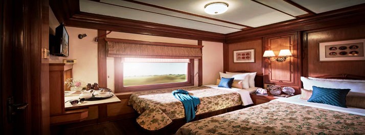 1140/Deccan Odyssey - Mumbai 010.jpg